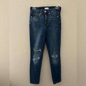 Womens distressed skinny jean